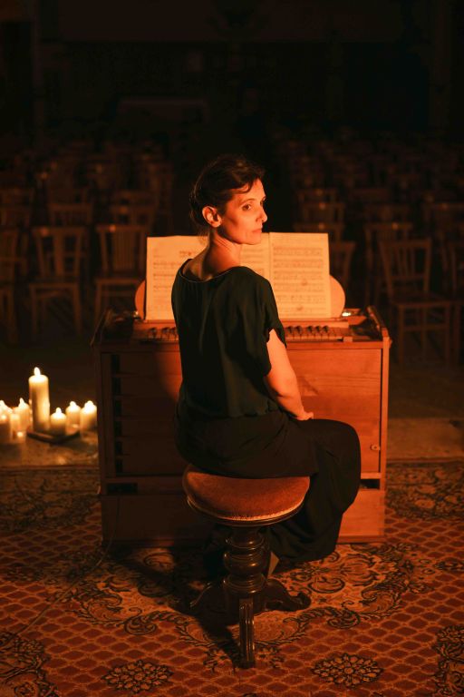 Lune & Ombre solo de Nadia Lavoyer