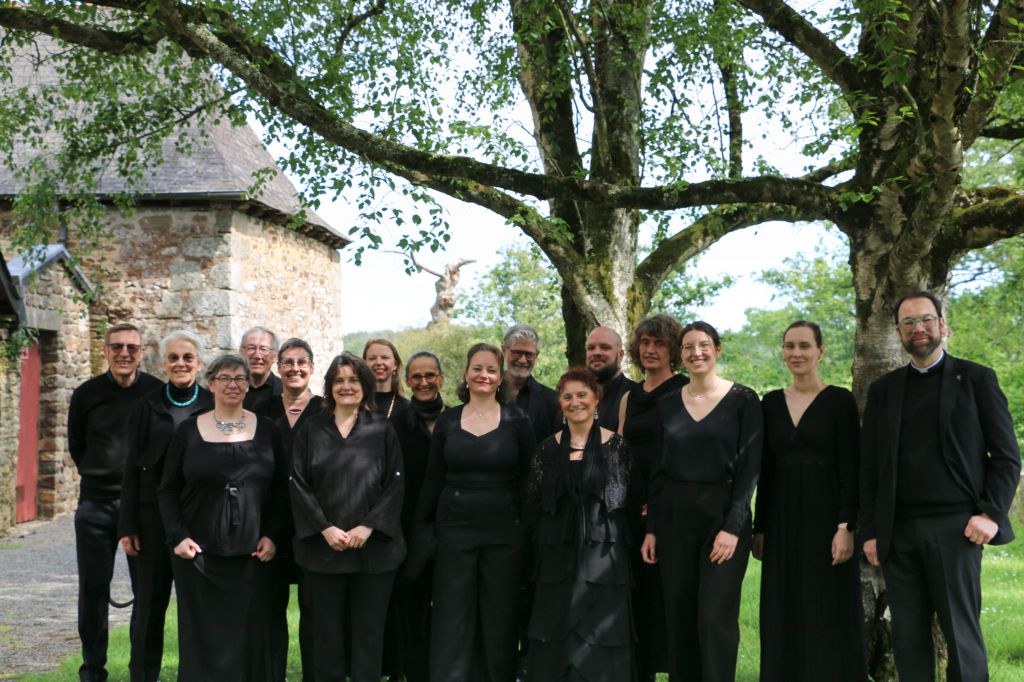 Concert du choeur rennais HELIANTHUS dirigé pa ...